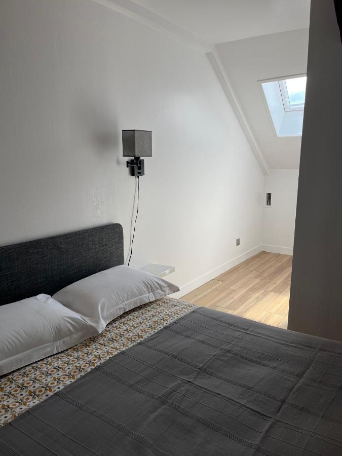 Appartement De La Fontaine A La Tour Du Pin Hyper Centre Parking Prive Exteriör bild